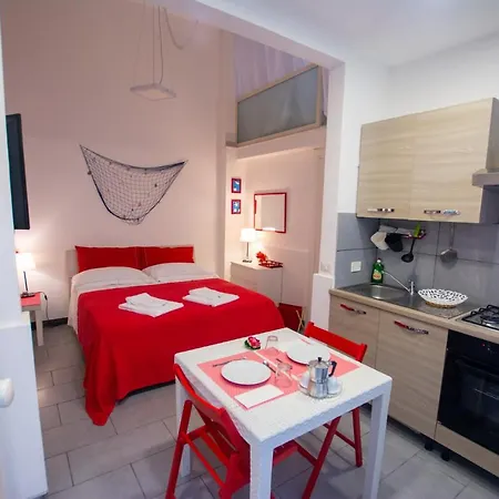 Holiday home Casa Vacanze Ciclopi Acitrezza