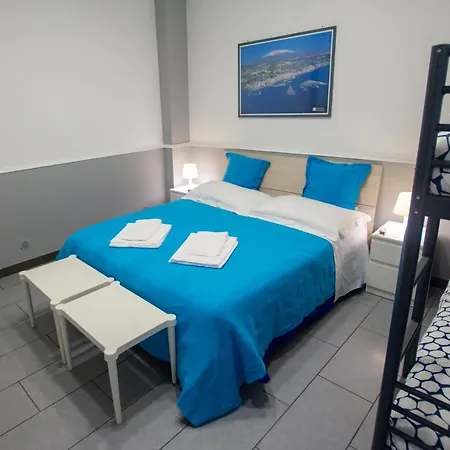 Casa Vacanze Ciclopi Acitrezza Holiday home *