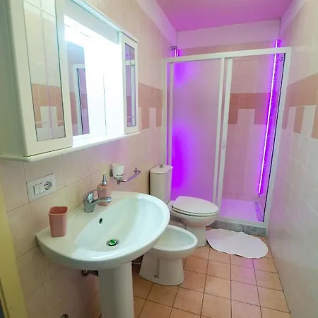 Casa Vacanze Ciclopi Acitrezza Holiday home *
