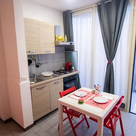 Casa Vacanze Ciclopi Acitrezza Holiday home *