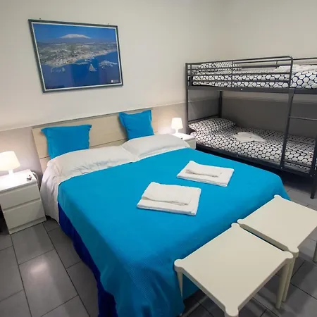 Casa Vacanze Ciclopi Acitrezza Holiday home